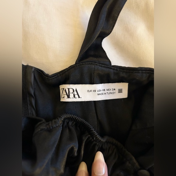 Zara Black Satin Bustier Crop Tank Top! Size XS! - Picture 3 of 3